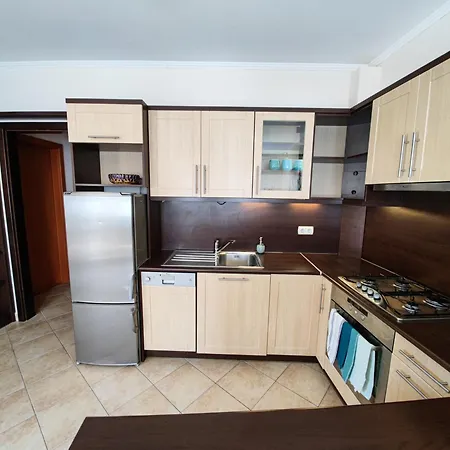 アパート Csendes Bekes Belvarosi Lakas, Nagy Terasszal ヴェスプレーム