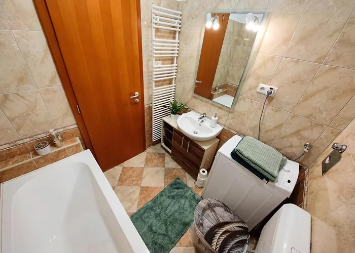 Apartament Csendes Bekes Belvarosi Lakas, Nagy Terasszal Veszprém