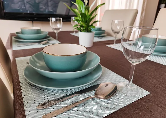 Csendes Bekes Belvarosi Lakas, Nagy Terasszal Apartament Veszprém